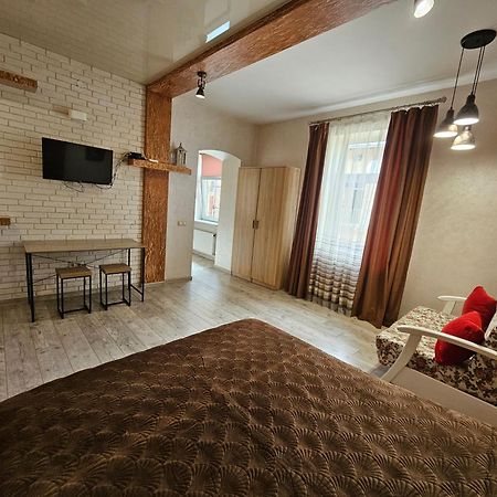 Apartment On Horodotska Street إلفيف المظهر الخارجي الصورة