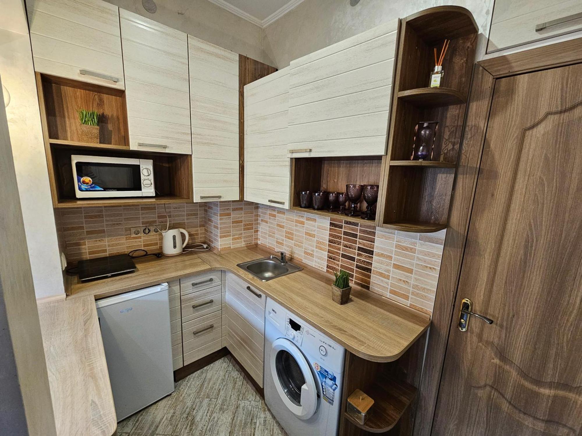 Apartment On Horodotska Street إلفيف المظهر الخارجي الصورة