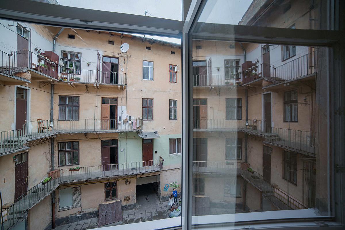 Apartment On Horodotska Street إلفيف المظهر الخارجي الصورة