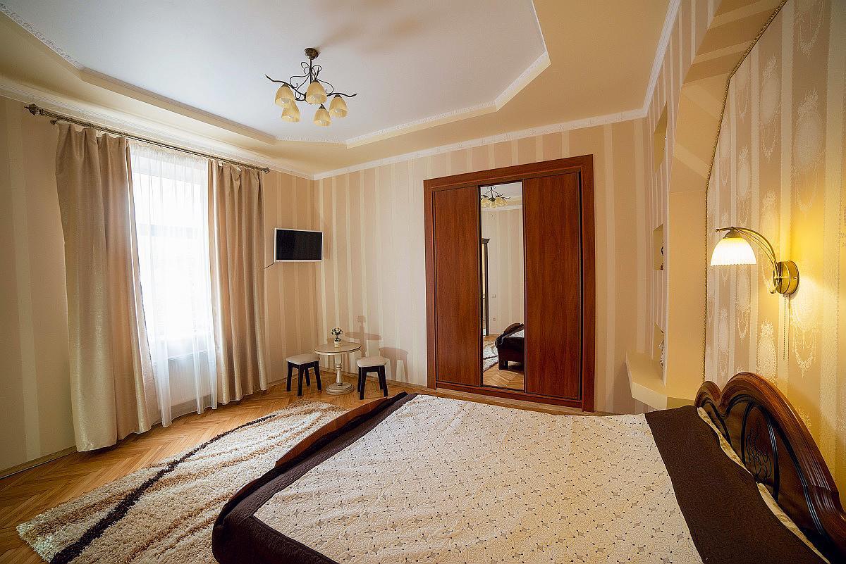 Apartment On Horodotska Street إلفيف المظهر الخارجي الصورة